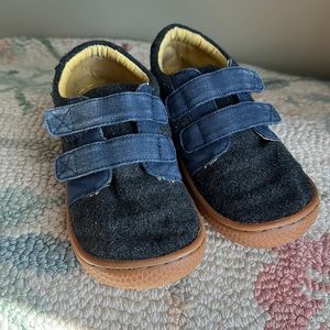 Livie & Luca size 10 toddler boys shoe
